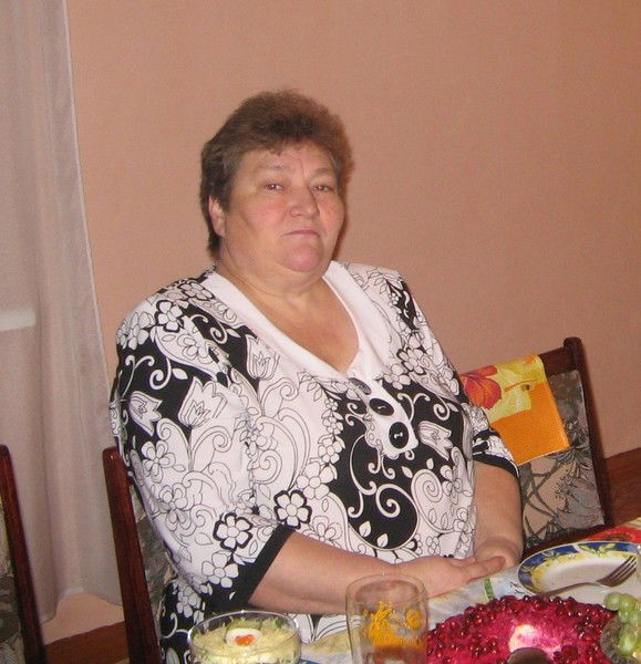 Суслова Любовь