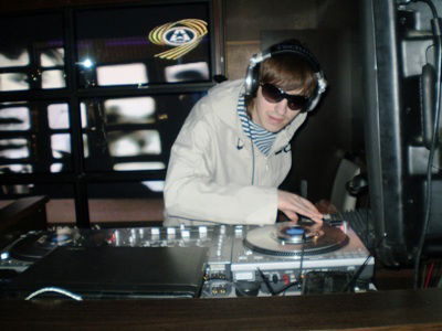 Неизвестно Неизвестно