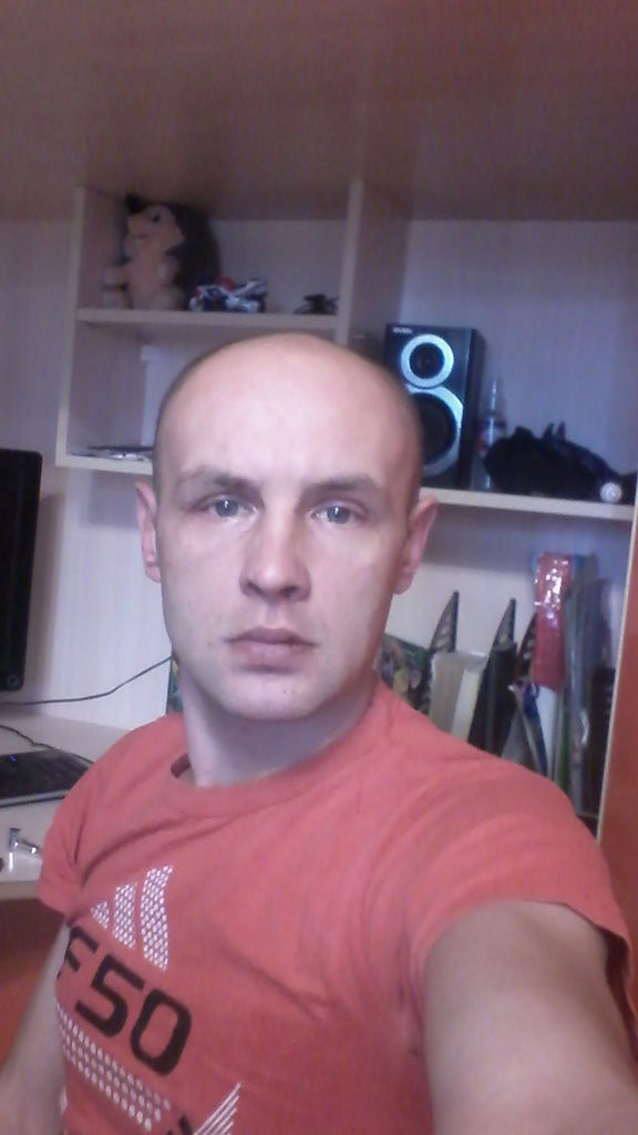 Виталий Быстров