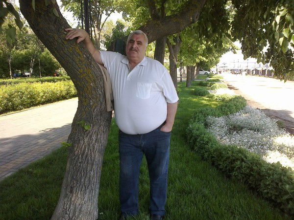 Зухар Рустамов