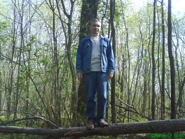 Виктор Иванов