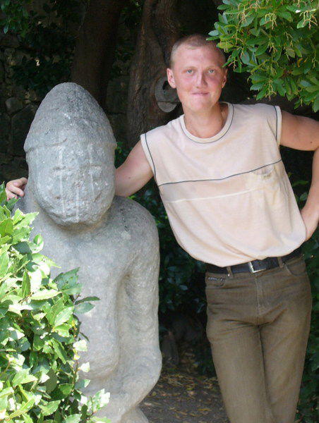 Виктор Попов