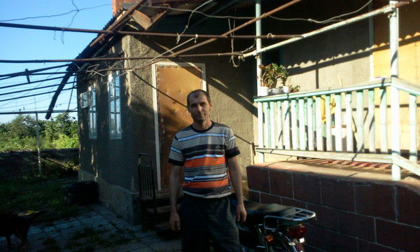 Гена Мустяц