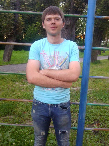 Александр Матвеенко