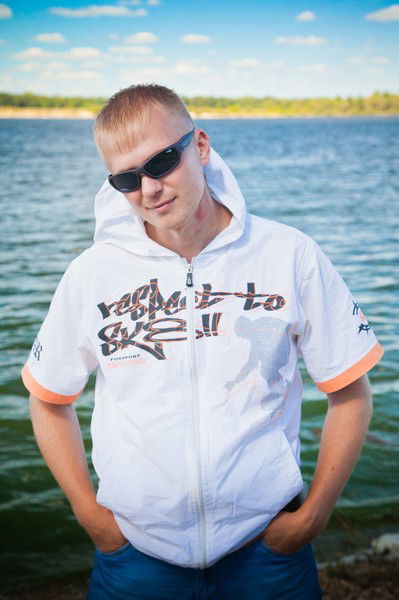 Дмитрий Динов