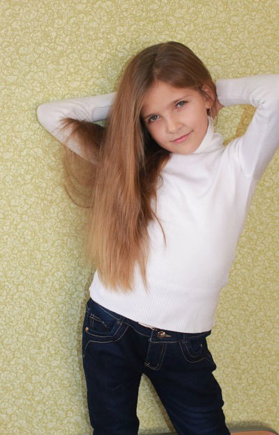 Аня Шерстнева