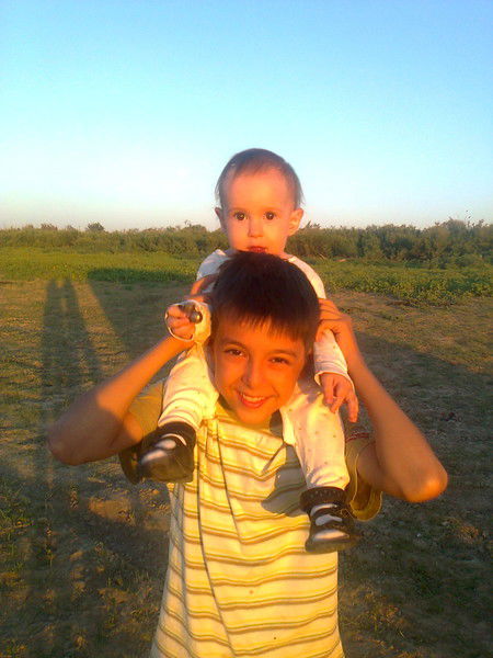 Толик Клевцов