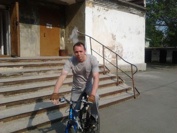 Валентин Устинов