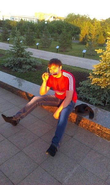 Илья Скертач