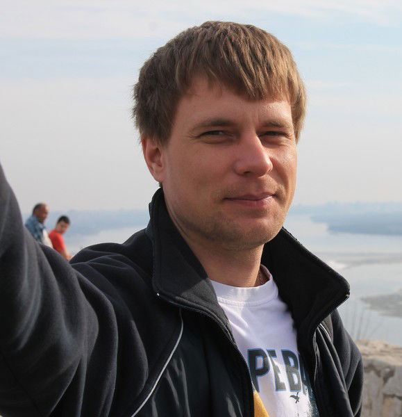 Николай Петров