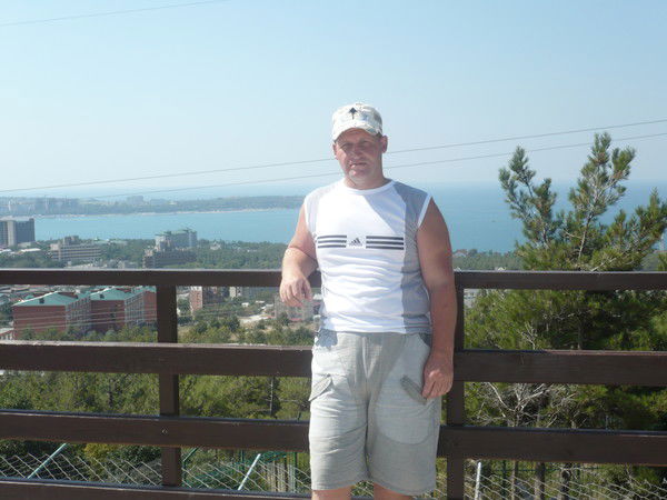 Эдуард Савиных