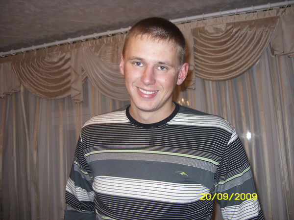 Максим Ашихин