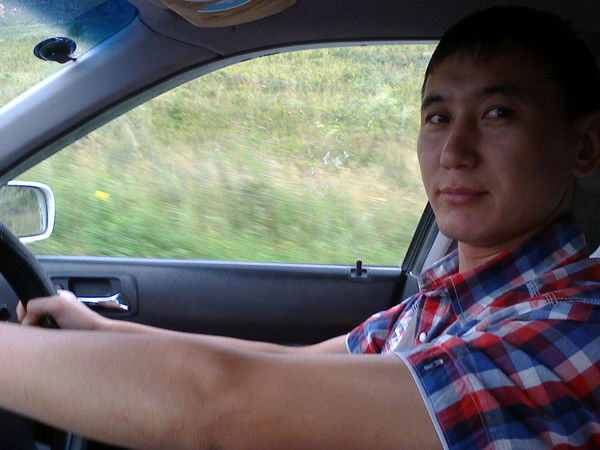 Ринат Акзукенов