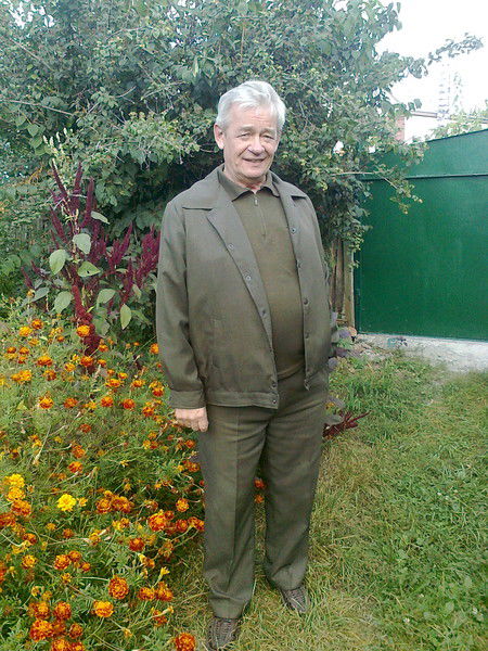 Анатолий Науменко