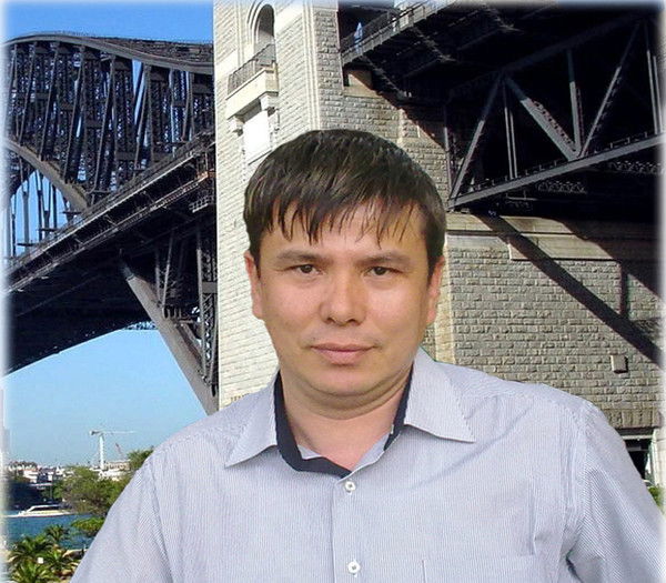 Умарали Исхаков