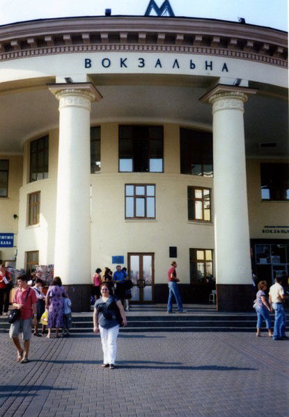 Анна Двирная