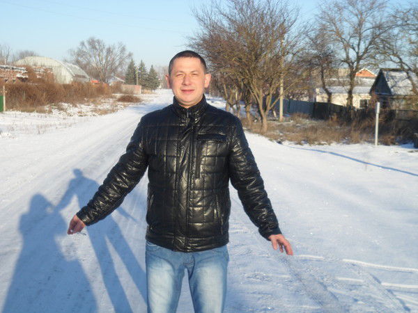 Виктор Мазуров