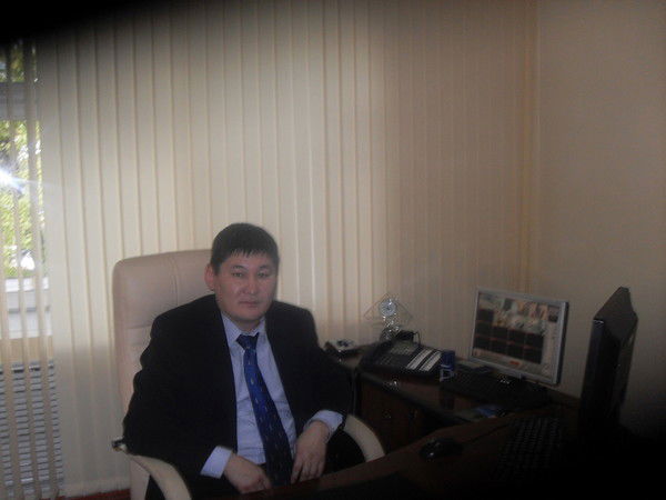 Мухтар Катенов