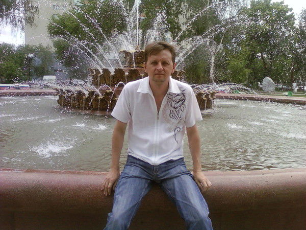 Александр Комаров