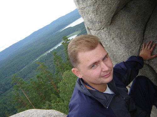 Денис Коваленко