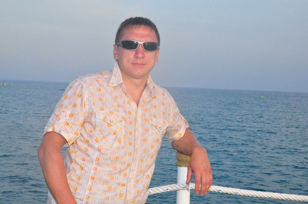 Валентин Николаев