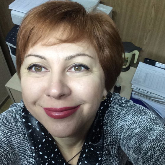 Елена Какора