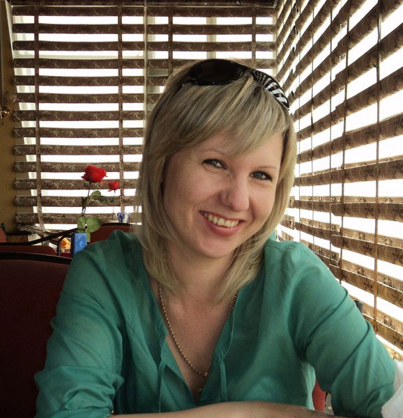 Елена Слюсар