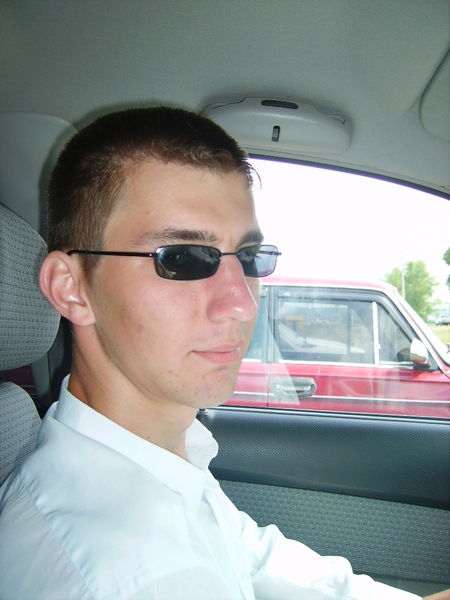 Слава Ромашов