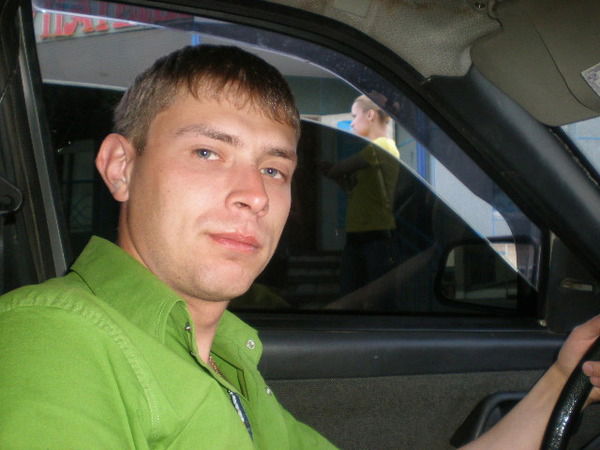 Александр Овчинников