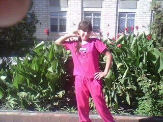 Юля Сапрнова