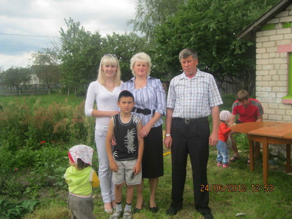 Лена Лаврущик