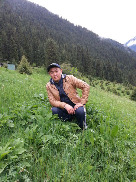 Олжас Байжанов