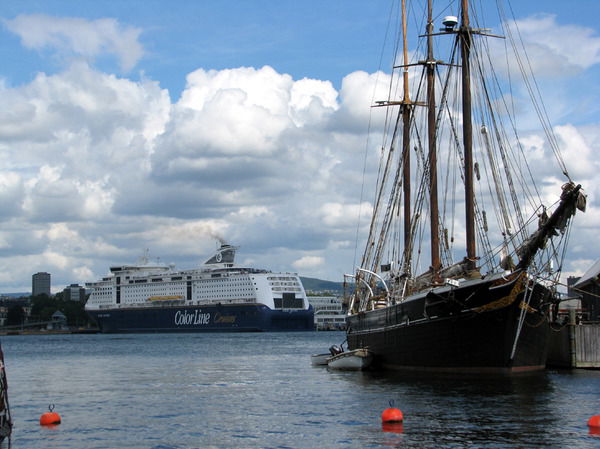 Дамир Сафаров