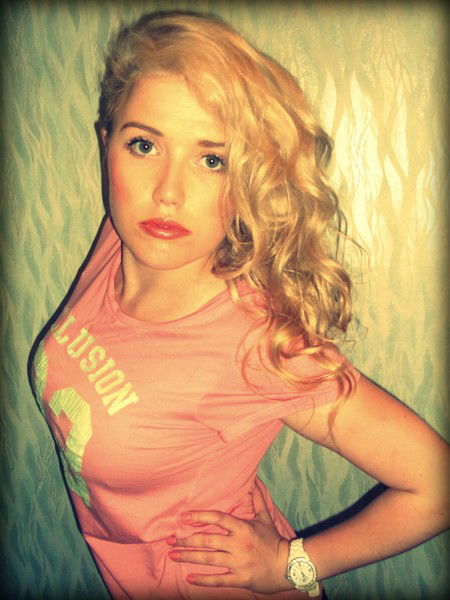 Валюша Дудоладова