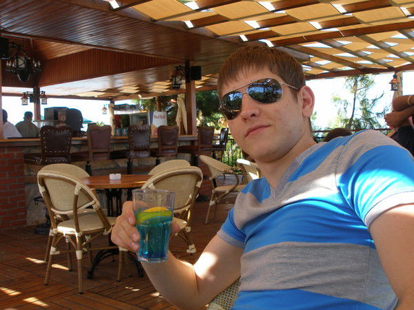 Константин Азнауров