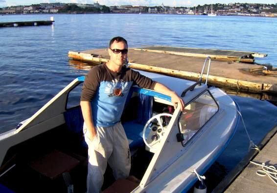 Влад Максимов