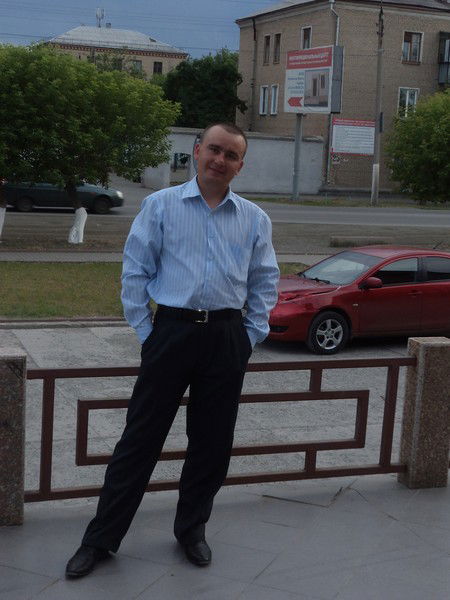 Руслан Максутов