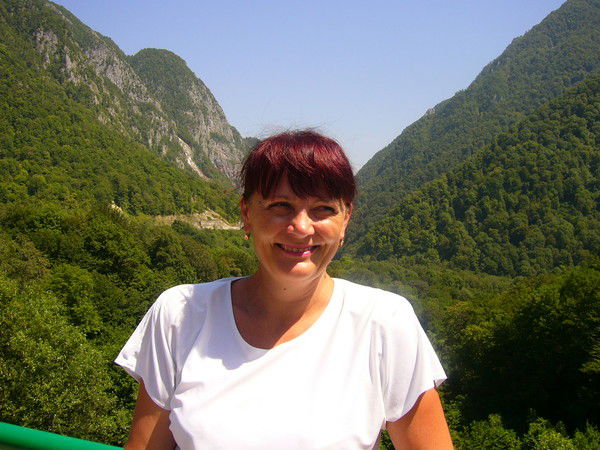 Елена Щепетнова