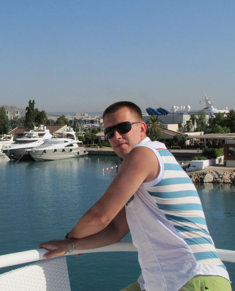 Денис Артемьев