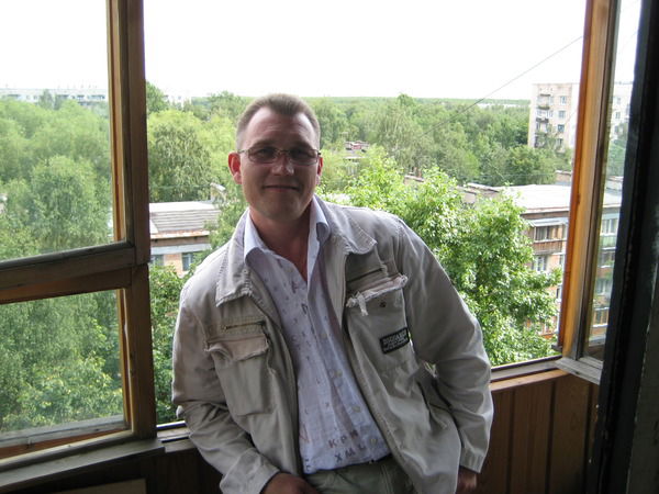 Сергей Максаков