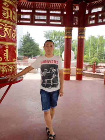 Савр Кекяджиев