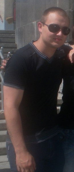 Олег Толоконников