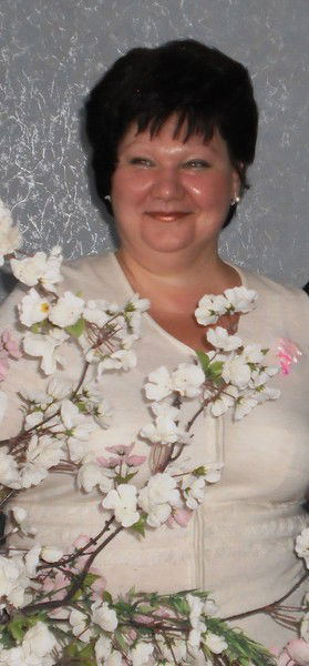 Елена Суханова