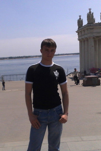 Денис Тихоненко