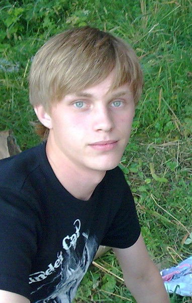 Антон Макеев