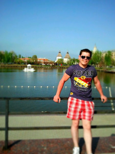 Олег Марков