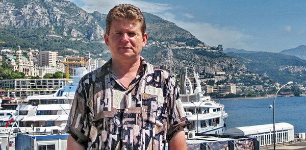 Анатолий Мендус