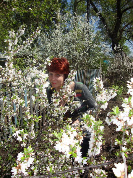 Елена Попова