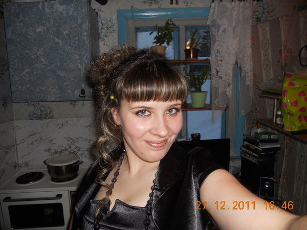 Анюта Азарова