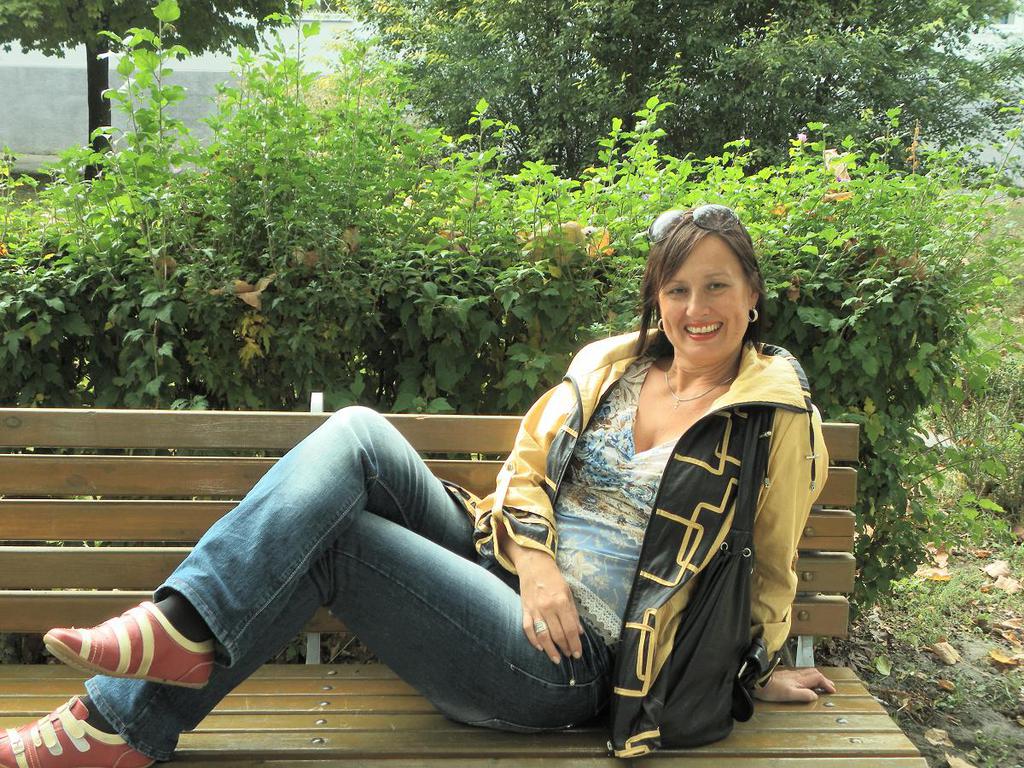 Лариса Строва